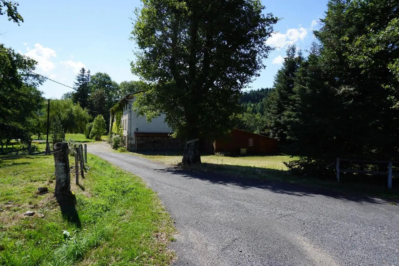 Bed and Breakfast Les Neuf Bouleaux à Job 0*,
