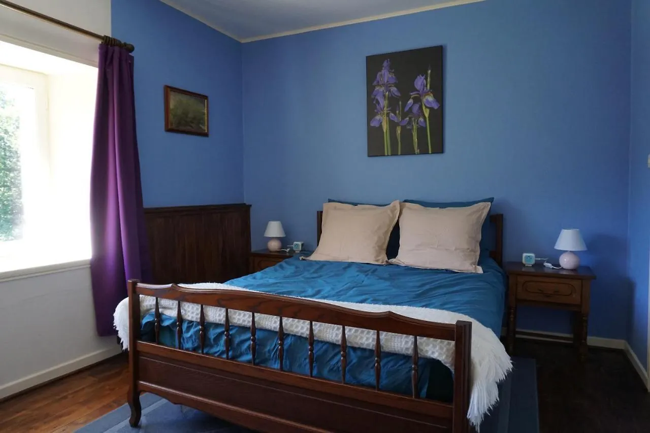 Couette-café Bed and Breakfast Les Neuf Bouleaux à Job