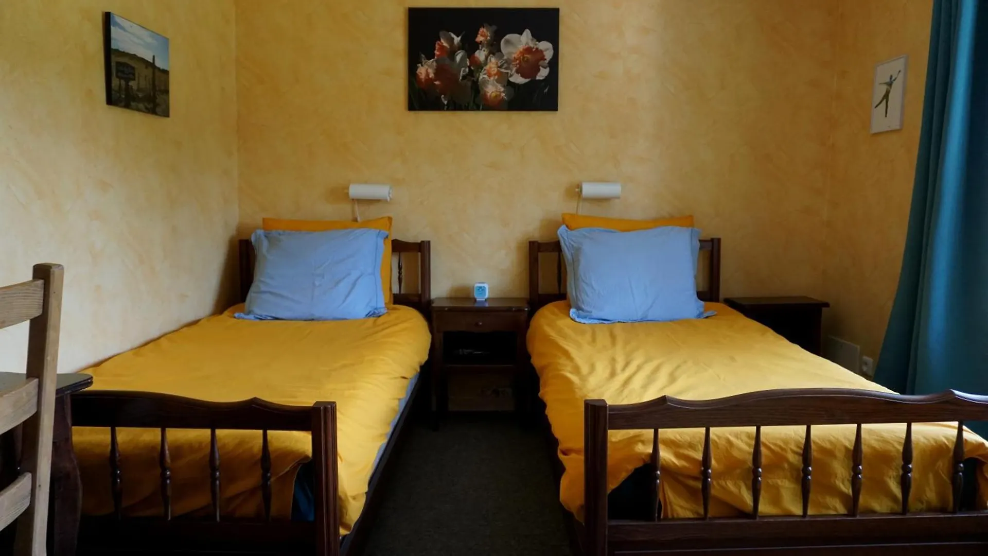 Bed and Breakfast Les Neuf Bouleaux à Job Couette-café