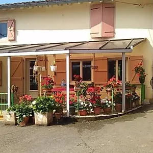 A La Ferme Maison d'hôtes Montesquieu-Avantes