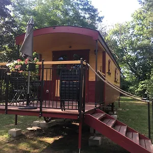 Maison d'hôtes La Roulotte Des Bords De Saône, Massieux