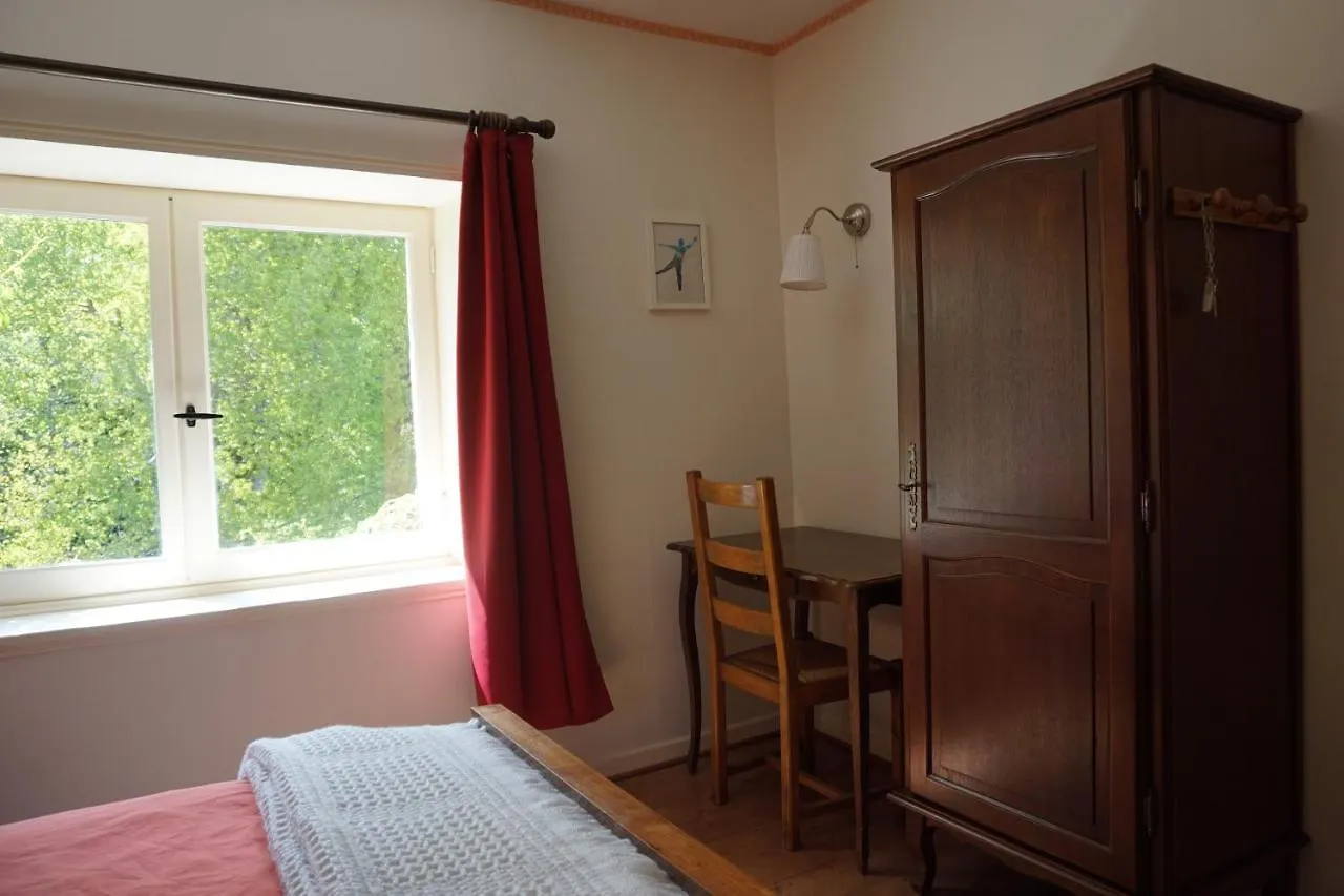 Bed & Breakfast Bed and Breakfast Les Neuf Bouleaux Job