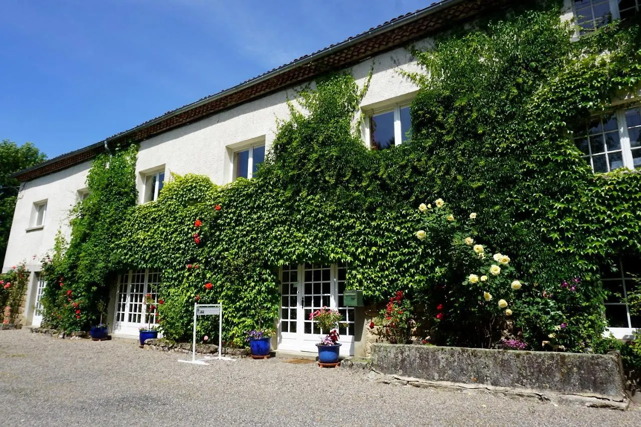 Bed and Breakfast Les Neuf Bouleaux Job